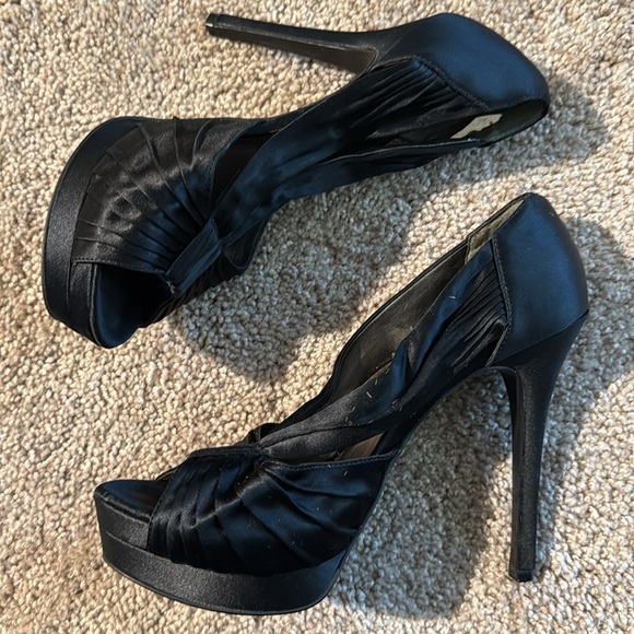 Jessica Simpson Heels - Picture 3 of 7